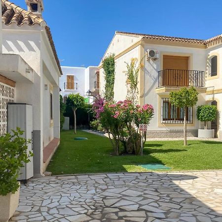 Lovely 1- Bedroom Rental With Pool, Close To The Beach Vera Exterior photo